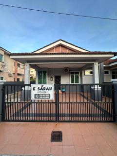 esarahhomestay - 9