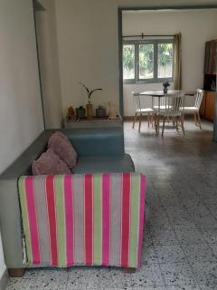 Casa con jardín y vista al cerro en Portezuelo Salta - 8
