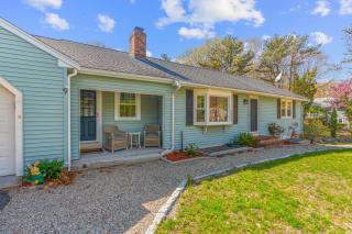 Spacious Family 5BR Cape Retreat FirepitDeckOutdoorShower - 4