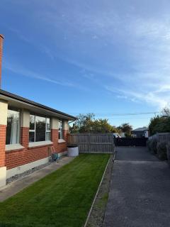 Cozy Mosgiel home - 6