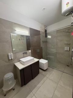 Happy Feet Homestay Luxury 3BHK with Open Terrace near Rajpur Road Dehradun - 1