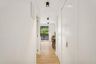 Mountain Vista Apartment! Short Stroll to the CBD - 5