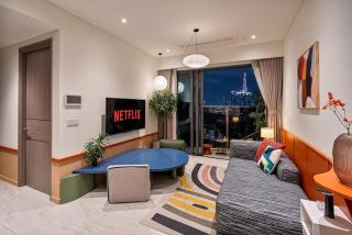 DiStay Riverfront Suites - Free Airport Pickup - 2