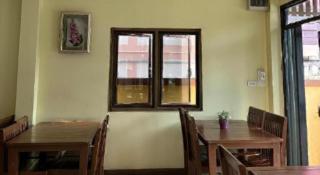 Ponburi Hotel - 1