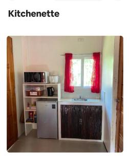 Lar'amar Hillside Studio Cabin for 2 - 5