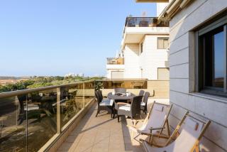 Mamad Comfort & Terrace In Ramat Aviv By Feelhome - 9