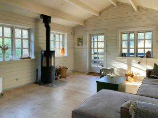 Log Cabin Near Nature Trail In Ebeltoft - 0