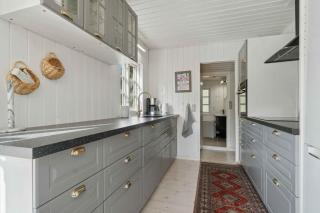 Charming Cottage Close To The Beach - 7