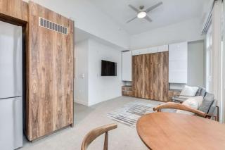 West End Studio Near English Bay & Stanley Park - 2