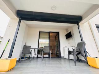 Seaside Patio Apartment - 1