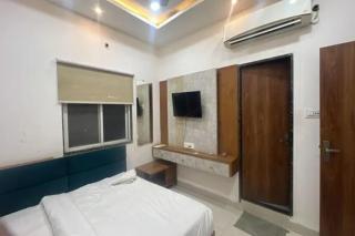 FabHotel Grand Villa - 3
