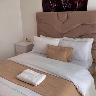 Valentine's Suite - 1
