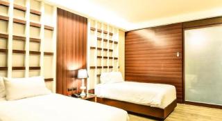 Alvarez Hotel - 2