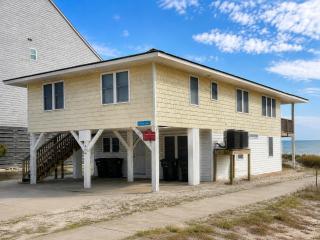 Oceanfront 3BR • Upper-Level Duplex • Porch Over the Beach Summer Days Upstairs - 9
