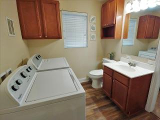 Oceanfront 3BR • Upper-Level Duplex • Porch Over the Beach Summer Days Upstairs - 4