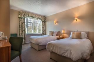Petwood Hotel - Woodhall Spa - 8