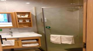 GreenTree Inn Yangzhou Slender West Lake Wencheng Attic Express Hotel - 5