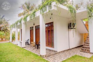 Dula'z Place Hiriketiya - 0