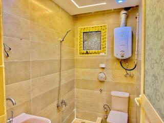 Comfort Side Sea view Serviced Apartments Close to montaza palace and easy access to all sites with security - 3