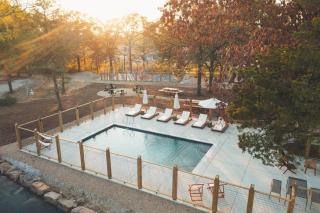 Glamping Tent, Hike, Smore Vibes - 4