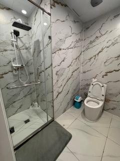 Cozy year-round cottage near UB with additional pick-up service from the Airport - 5