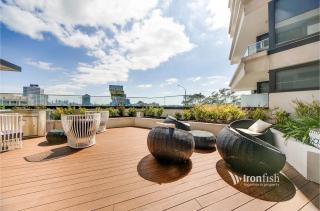 Skyline Luxury Coastal St Kilda Retreat - 8