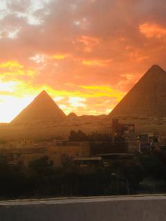 Mozs Pyramids View - 0