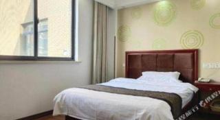 GreenTree Inn Yancheng Dongtai Railway Station Beihai East Road Express Hotel - 4