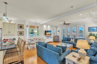 Salty Dogs home - 2