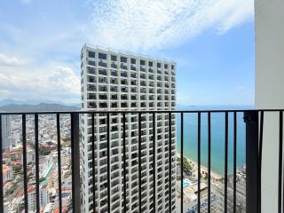 Gold Coast Apartment - 4
