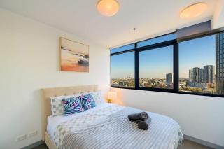 16S Abnb-Style Easy 2BR APT 7 mins Crown Casino walk, Free Parking - 0