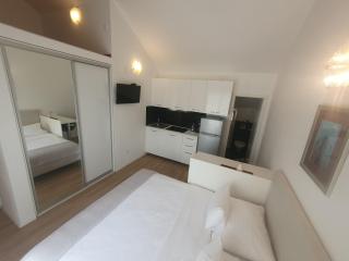 Apartments Marti - Murter - 5