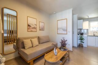 Cavaliere Seafront House - Theseus - 9
