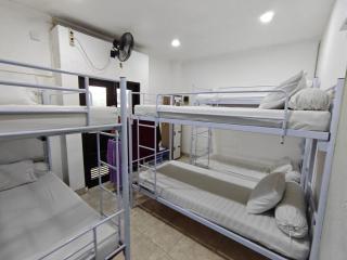 Koala Tidur Hostel Syariah Yogyakarta - 2