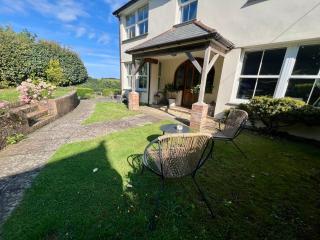 Elmsleigh - 8