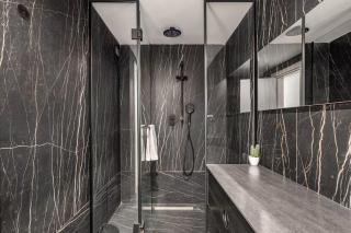 Penthouse With Jacuzzi on the Beach by Lime Luxe - 8