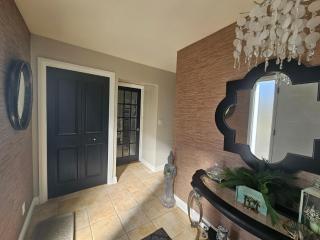Brockville Luxury Suite & Spa - 5