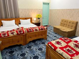 Galiyat City Hotel by EasyCozy - 7