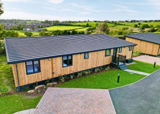 Forest Hills Lodges - 6