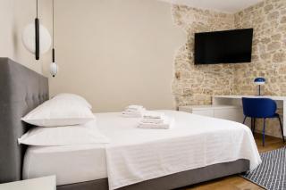 Olive & Sea - Modern Studio Near Beach - 2