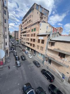 Downtown Apartment Yerevan - 4