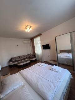 Downtown Apartment Yerevan - 4