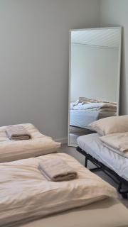 EG Apartment, Walk to Hospital & City - 6