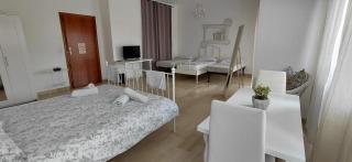 Castello Aragonese Rooms - 8