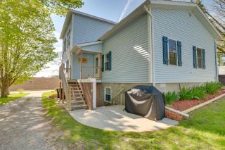 Near Saugatuck Dunes: Pet-Friendly Home w/ Grill - 8