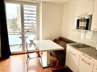 2 Room Zurich Center Flats with Balcony - Hilda - 8