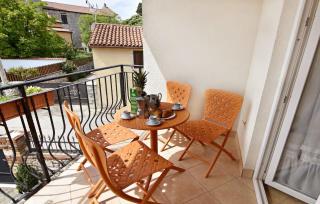 Lovely poolside apartment in Tar - 0