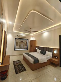 Hotel Brijraj Dham - 9