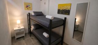 Suite Pringles 1740 Parking Planta Baja - 7