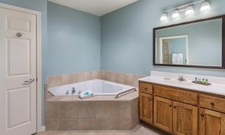 Governor's Green Resort 1BR Villa - 1